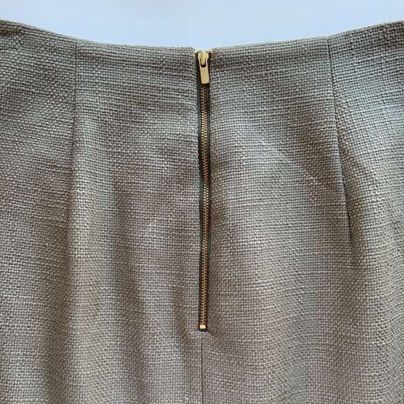 Banana Republic Textured Pencil Skirt - Picture 8 of 10